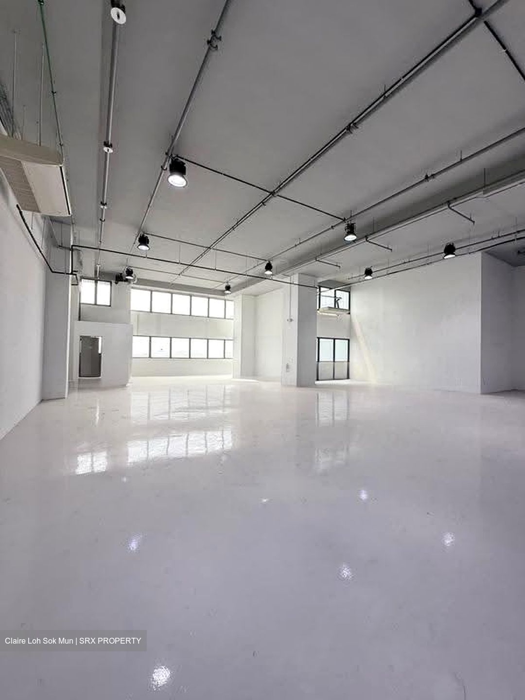 Carros Centre (D25), Factory #627350511